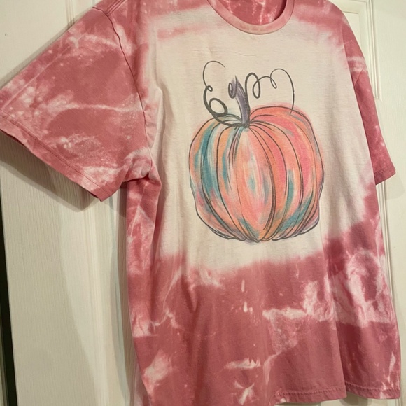 Women's Bleached Fall Shirt, Pumpkin Shirt, Women's Fall T-shirt, Bleached tee - Picture 2 of 6